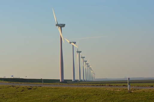 Creșterea exporturilor de energie eoliană din Dobrogea în Ungaria a majorat pierderile din rețeaua Transelectrica