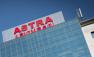 Păgubiții Astra nu mai știu nici unde să ceară banii. Confundă fondurile, sfătuiți de polițiști