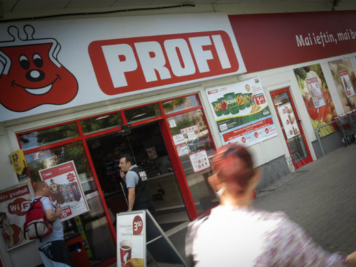 Profi împrumută 109,5 milioane lei de la BERD și o bancă locală pentru extindere