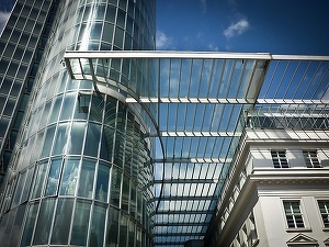 Investiții imobiliare de peste 800 milioane euro vor fi livrate anul viitor în România