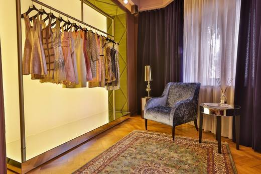 Dressbox, afaceri de 100.000 euro din închirierea de rochii de firmă