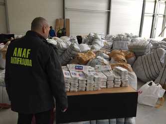 Antifrauda a depistat un prejudiciu de 17 mil euro, în operațiunea Hermes care vizează importurile de haine