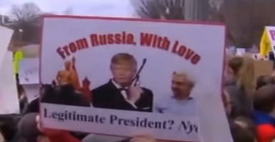 Mii de persoane au manifestat la Casa Albă împotriva decretului lui Trump cu privire la migrație