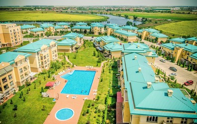 Ahmet Buyukhanli se asociază cu un grup de investitori pentru a accelera dezvoltarea complexului rezidențial Cosmopolis