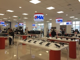 FOTO eMAG deschide la Sibiu cel mai mare showroom din provincie. Din septembrie, noul magazin va fi transformat în showroom drive