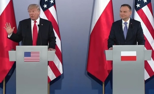 Trump: America și-a luat un angajament pentru a menține pacea și securitatea în centrul și estul Europei