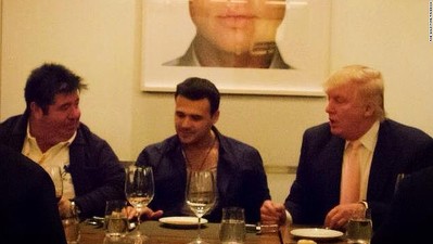 O înregistrare îl prezintă pe președintele Trump alături de persoane cheie din ultima controversă legată de Rusia 