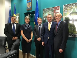 FOTO Facebook a venit la ministrul Comunicațiilor 