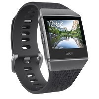 Orange a inclus în ofertă ceasul Fitbit Ionic 