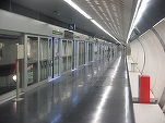 ULTIMA ORĂ Metrorex ia în calcul montarea pe peroane a unor uși portpalier, care permit accesul călătorilor în vagoanele de metrou doar după ce trenul a oprit în stație
