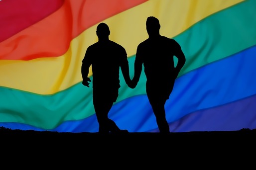 Avocat general la CJUE, în cazul privind România: Noțiunea „soț” cuprinde și soții de același sex. România nu e obligată să legalizeze căsătoriile gay, dar trebuie să acorde drept de ședere soților de același sex