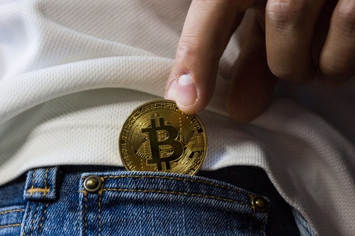 Creatorul autoproclamat al bitcoin, dat în judecată pentru că ar fi furat criptomonede de 10 miliarde dolari  