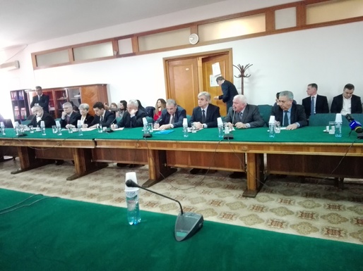 Senatorii PSD n-au venit la ședința Comisiei economice cu Consiliul de Administrație al BNR