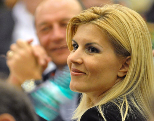 Elena Udrea, după apariția unui articol despre ea în presa din Costa Rica: Mă întreb ce urmează? Or să trimită pe cineva cu neurotoxină, după modelul încercării de asasinare a fostului spion rus Serghei Skripal?