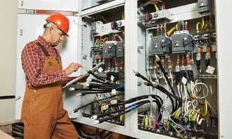 Tranzacție în Deltanet: CEO-ul cedează toate acțiunile și iese din companie