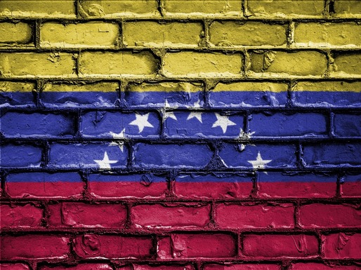 VIDEO Ciocniri și dezertări de militari la frontiera dintre Venezuela și Columbia