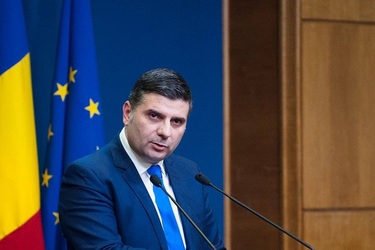 Ministrul Comunicațiilor reacționează și cere CEO-ului Telekom România să își rectifice declarația privind posibila absență de la licitația 5G: Îi recomand să fie mult mai riguros! 