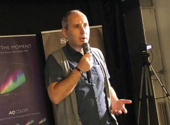 F 64 Studio: Vânzările de aparate foto au căzut cu 10-20% din cauza smartphone-urilor. Compania discută cu noi investitori