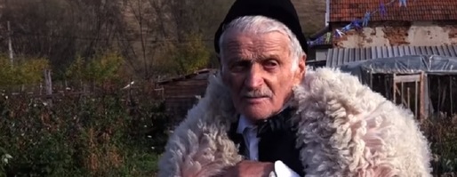 Cel mai în vârstă angajat cu carte de muncă din România a decedat, la 102 ani