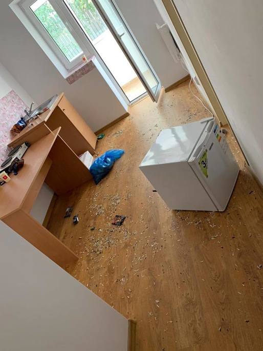 GALERIE FOTO Viceprimarul municipiului Galați prezintă imagini cu distrugerile provocate de cei cazați într-un centru de carantină
