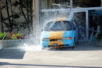 Decontarea directă a daunelor pentru șoferi, schimbată. Noul sistem va crește prețul asigurărilor auto RCA cu minimum 10%. Șoferul va fi însă responsabilizat când încheie asigurarea:" Polița va fi și pentru el, nu doar pentru celălalt șofer."