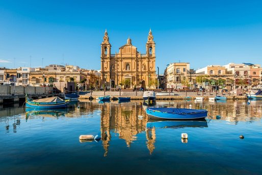 Decizia Maltei de a-și închide frontierele pentru călătorii nevaccinați 'contravine regulilor europene' (oficial francez)