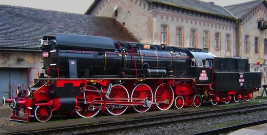 Mureș: Vagonetul Buick 1940 și locomotiva 'Pacific' - la 150 de ani de cale ferată Târgu Mureș-Alba Iulia