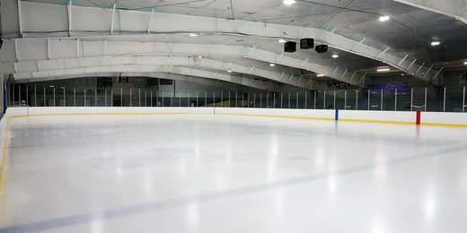 Construirea patinoarului olimpic din Sector 4 mai așteaptă