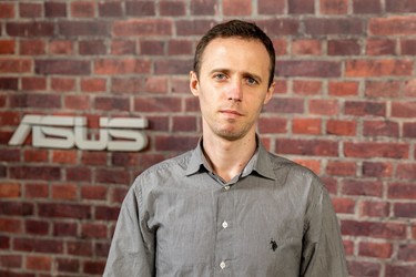 ASUS România: Piața locală a computerelor va scădea în acest an, pe fondul contextului politic incert din regiune. Vânzările noastre vor atinge 120 milioane de dolari