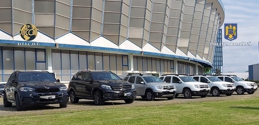 Grup infracțional destructurat - peste 70 de milioane din conturile unei firme transferate în conturi proprii - 6 membri reținuți; măsuri asiguratorii asupra a 50 de imobile, 17 terenuri, 20 de autoturisme și a 110 conturi la 13 unități bancare