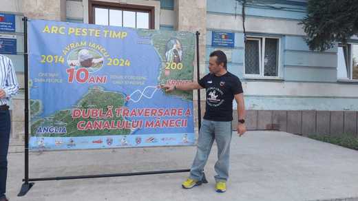 Înotătorul Avram Iancu a plecat spre Dover pentru dubla traversare a Canalului Mânecii