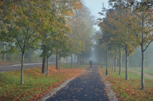 Meteorologii anunță temperaturi peste cele obișnuite, până aproape de sfârșitul lunii septembrie