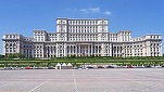 VIDEO&FOTO Incident grav de securitate la Parlament: O persoană a aruncat cu benzină și a dat foc. O angajată a avut un atac de panică, după ce ar fi fost stropită cu combustibil