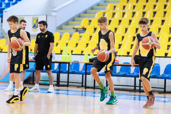 FOTO Bucharest Basketball Academy își deschide porțile prin inaugurarea primei arene de baschet