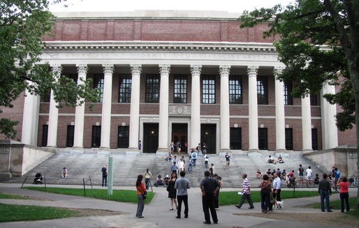 Universitatea Harvard a atras donații record de 1,2 miliarde de dolari în 2016 