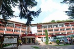 FOTO Spitalul privat Terapeutica din Arad renunță să cumpere un complex balnear, dar închiriază pe 10 ani un hotel tot de 3 stele, cu posibilitate de cumpărare ulterioară