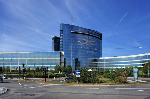 GlaxoSmithKline cumpără participația Novartis la compania lor mixtă de produse de îngrijire a sănătății, pentru 13 miliarde de dolari