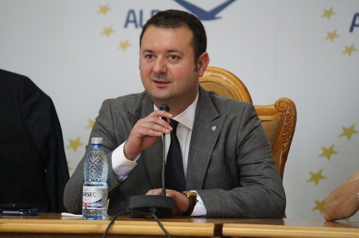 Codrin Scutaru, fost secretar de stat în Ministerul Muncii, preia conducerea McGuireWoods România