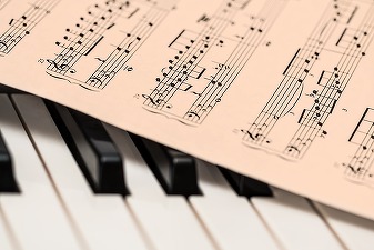 Serviciile de streaming reprezintă 75% din veniturile muzicale în Statele Unite