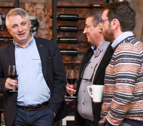 Fost ministru în Guvernul Cioloș intră pe nișa restaurantelor