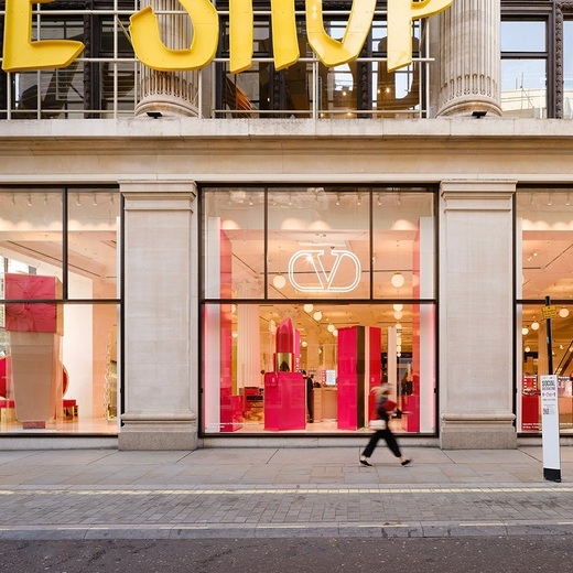 Celebrul magazin Selfridges din Londra a fost scos la vânzare