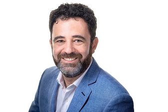 ROCA Management, echipa de management a ROCA Investments, a devenit primul Administrator de Fond de Investiții Alternative  înregistrat