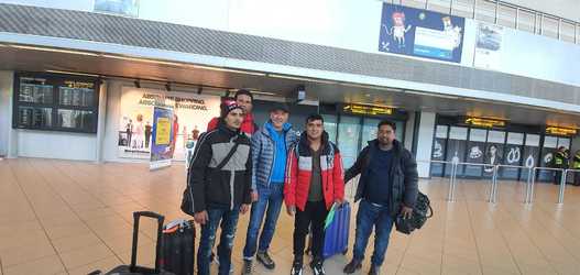 EXCLUSIV FOTO Mugur Mihăescu "Garcea" a lansat un lanț de pizzerii online și cheamă angajați din Bangladesh, după ce a apelat la Nepal: Zero forță de muncă în România. Găsești, dar vai steaua ei de forță de muncă! 