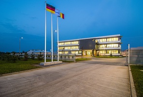 Producătorul de tâmplărie PVC Barrier extinde capacitatea de producție a fabricii din Bacău