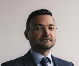 
Ștefan Szitas, numit COO la ROCA Industry. Holdingul își va consolida procesele operaționale
