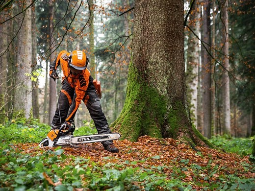 FOTO STIHL lansează o nouă fabrică în România, investiție de 125 milioane euro