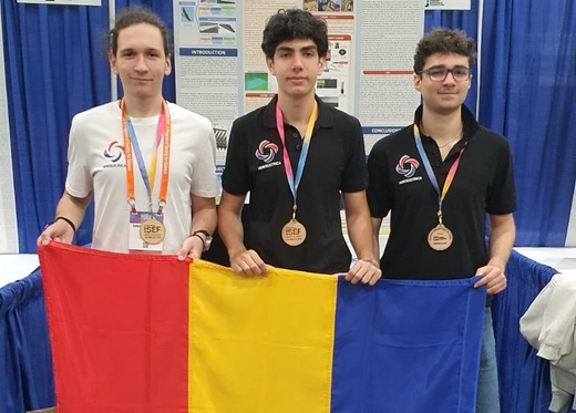 VIDEO&FOTO Trei elevi din România, premiați la cea mai importantă competiție de știință și inginerie din lume sub 21 de ani. Proiect examinat și de US Army