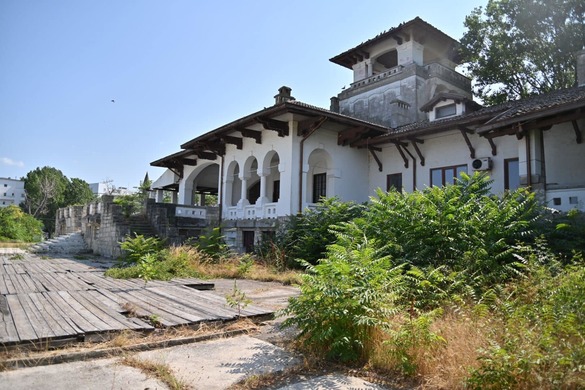 FOTO ANUNȚ - Soluție găsită. Vila Reginei Maria din Mamaia, într-o stare deplorabilă, va fi restaurată