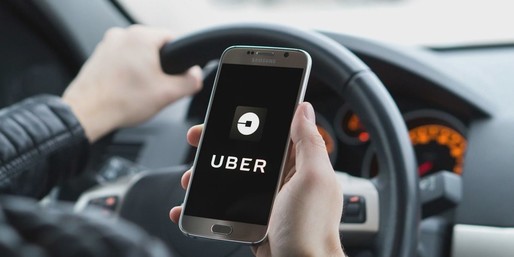 Uber începe să folosească mașini fără șofer