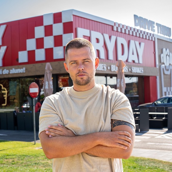 FOTO Lucian Florea, fondatorul Fryday: Depășim 4 milioane porții de cartofi prăjiți și 2 milioane burgeri. Va fi greu să-i duci pe oamenii care mănâncau mușchi de vită sau cine știe ce alte delicatese la amiază la McDonald’s 